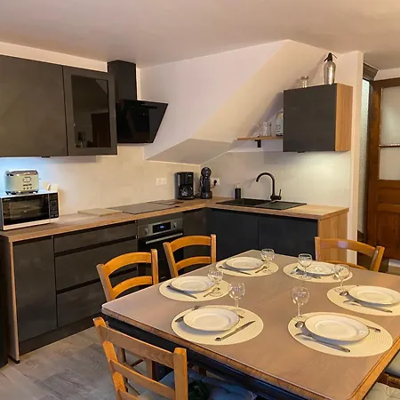 Holiday home La Maison De Jeannine Et Maurice *