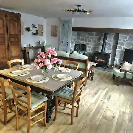 La Maison De Jeannine Et Maurice Holiday home