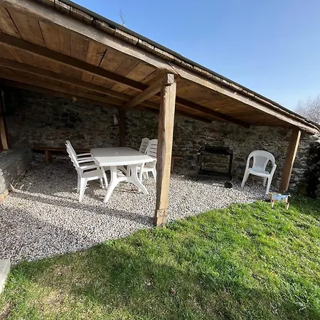 La Maison De Jeannine Et Maurice Holiday home *