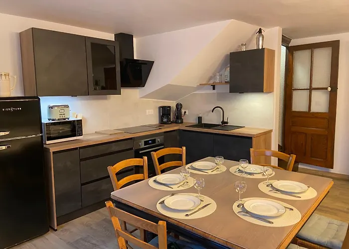 Holiday home La Maison De Jeannine Et Maurice *