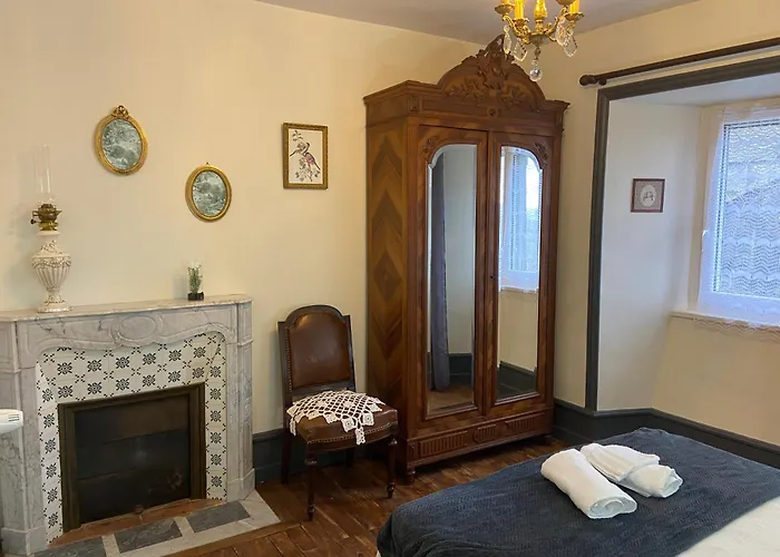 Holiday home La Maison De Jeannine Et Maurice *